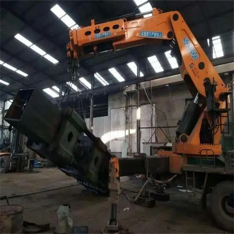 武穴折臂吊出租怎么收费