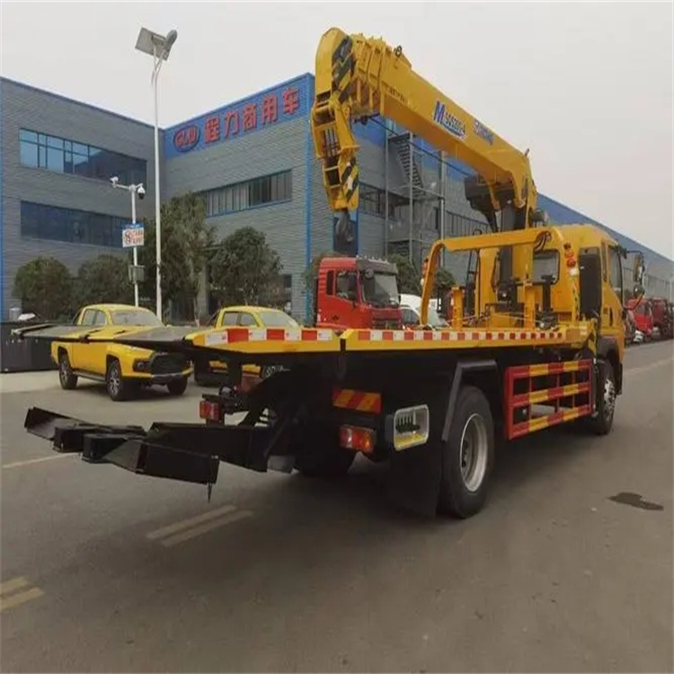 武穴附近小随车吊出租电话，轻松解决搬运烦恼